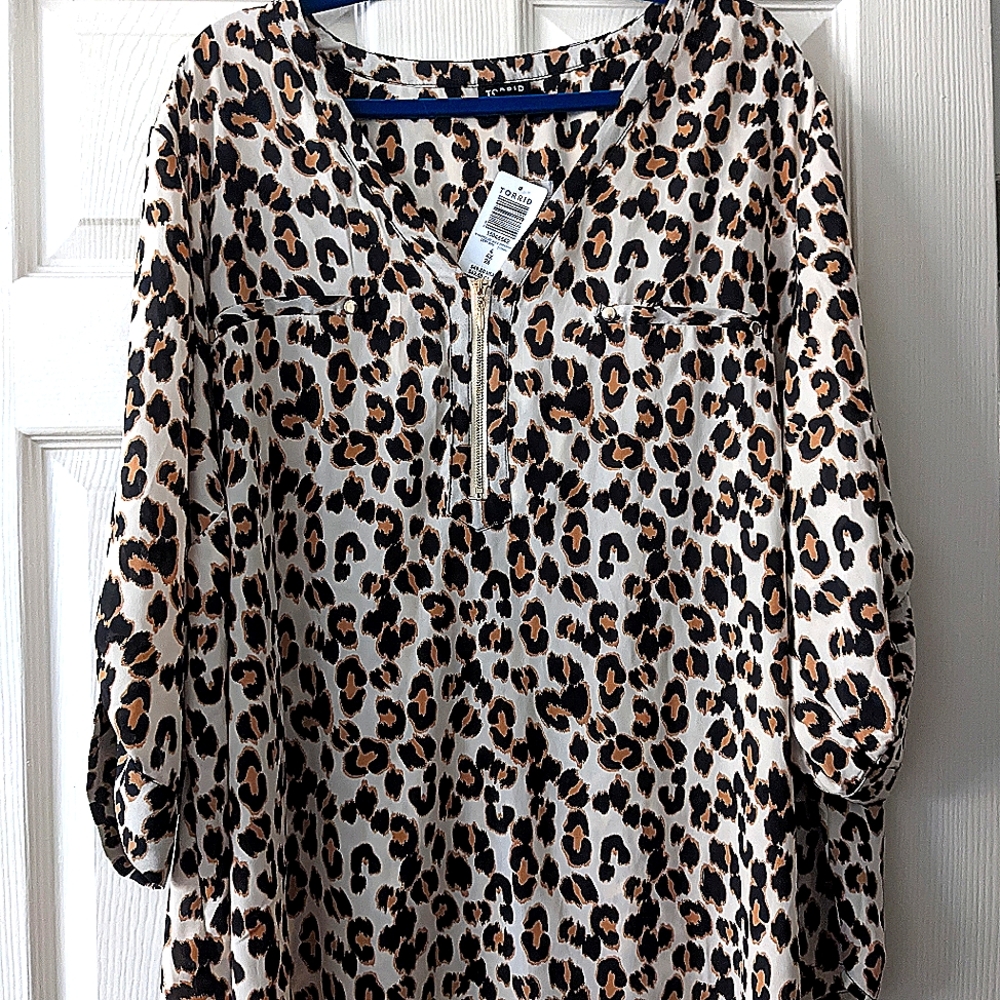 Torrid Leopard Print "Harper" Blouse 4/4X/26